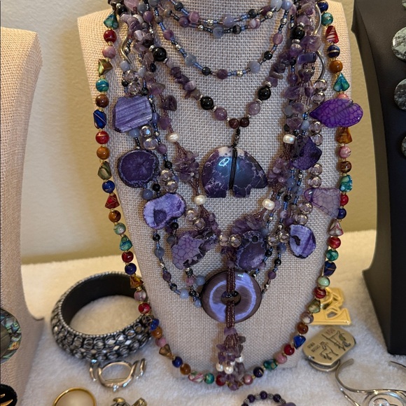 Come dig with me.  Unlisted gorgeousness in every price range. - Picture 4 of 17